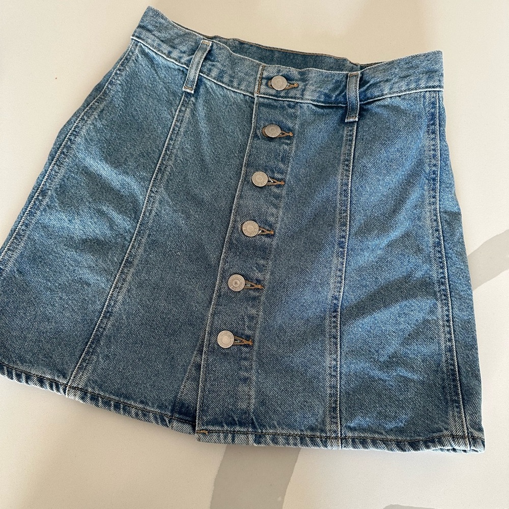 Levi’s Button Jean Skirt